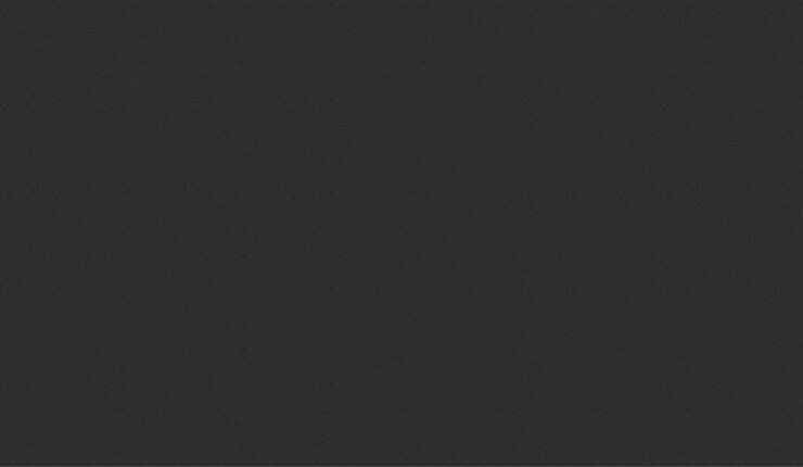 Foto fundo preto com uma linha branca que diz que ninguém está nele