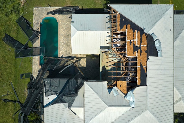 Furacão Ian destruiu casa na área residencial da Flórida Desastre natural e suas consequências