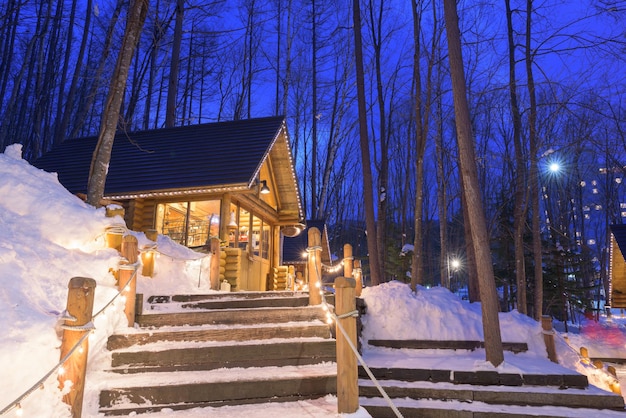 Foto furano hokkaido japão cabanas de inverno