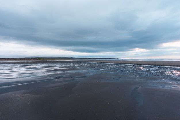 Fußabdruck des arktischen Ozeans am Nordseestrand