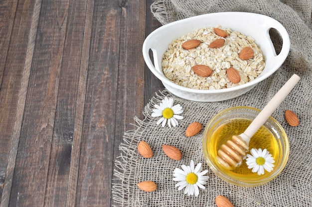 Gachas de avena con nueces y miel