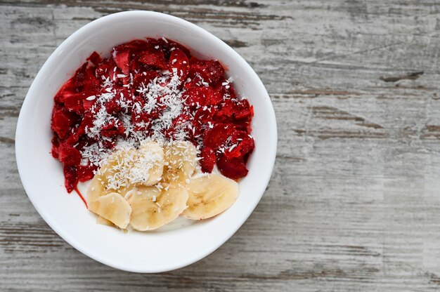 Gachas con fresas y plátanos