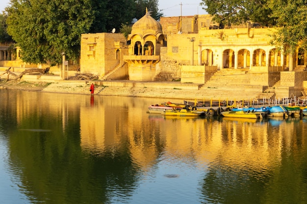 Gadi Sagar Tempel am Gadisar Lake Jaisalmer Rajasthan