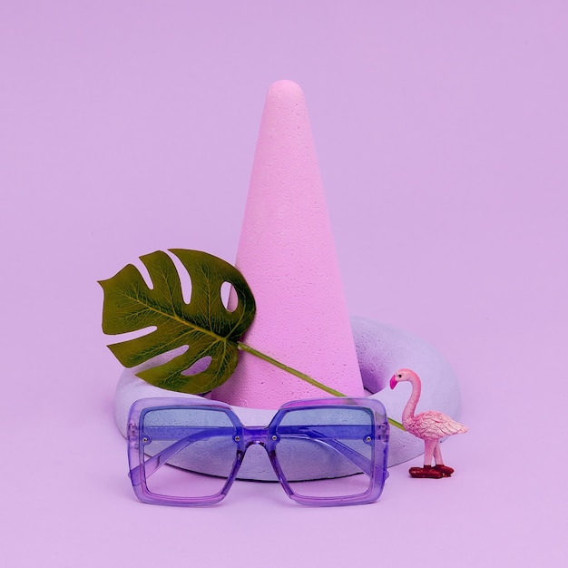 Gafas de moda en composición geométrica. Arte de moda minimalista