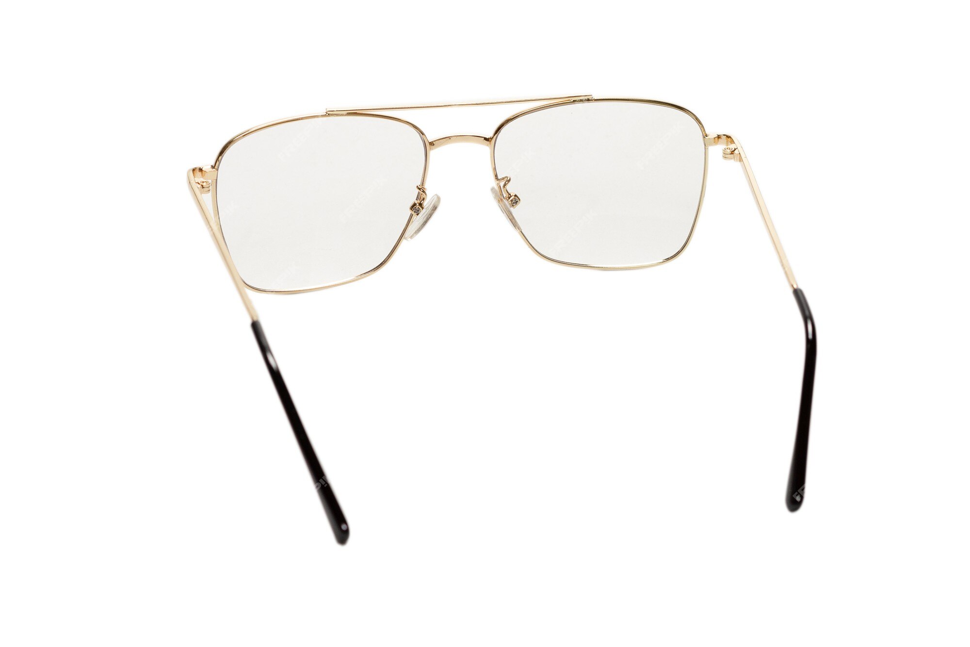 Chispa chispear amor Casi muerto Gafas de moda transparentes aisladas sobre una superficie blanca. | Foto Premium Chispa chispear amor Casi muerto Gafas de moda transparentes aisladas sobre una superficie blanca. | Foto Premium