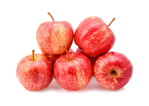 Gala-Äpfel auf weißem Hintergrund