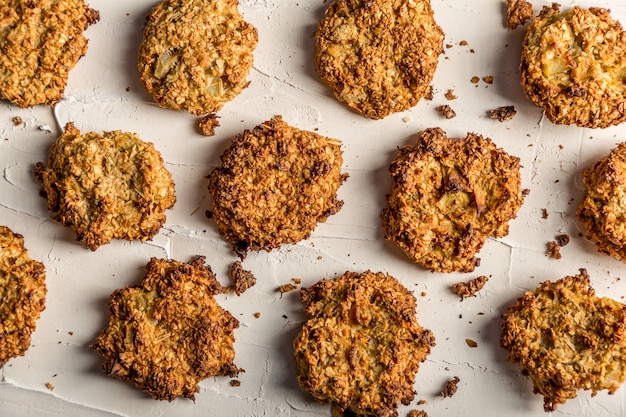 Galletas de avena caseras al horno con blanco