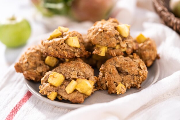 Galletas de avena con manzana