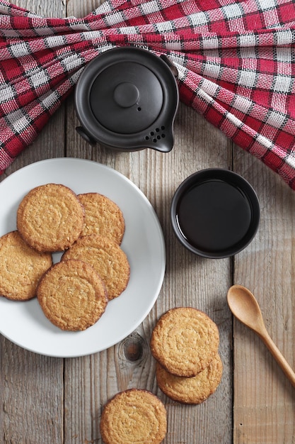 Galletas de avena y té