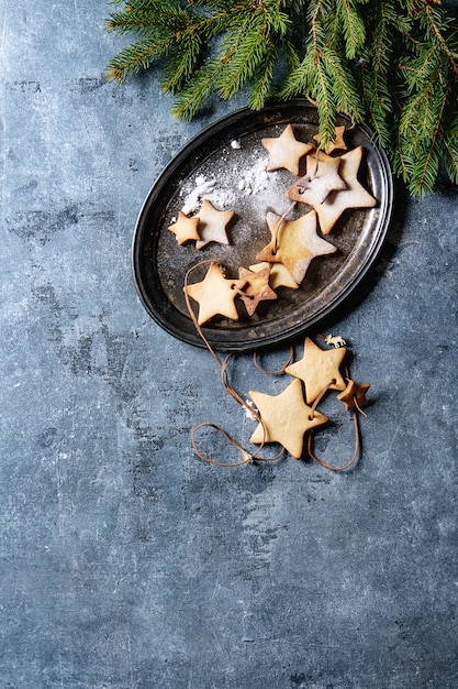 Galletas de azúcar con forma de estrella de navidad