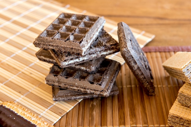 Galletas y bizcochos, rellenos y caseros.