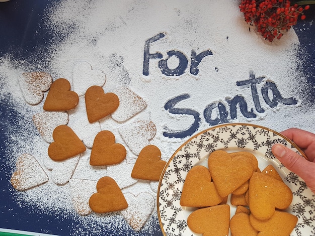 Foto galletas caseras en forma de corazón