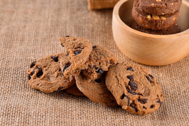 Galletas Choco chips en mesa