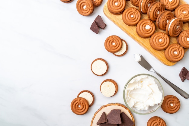 galletas de chocolate con crema