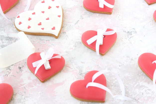 Galletas de corazón con cintas