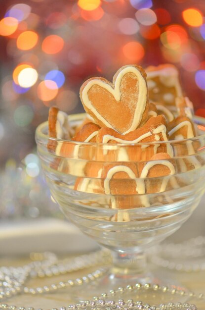 Galletas en forma de corazón Galletas tradicionales de pan de jengibre en forma de corazón