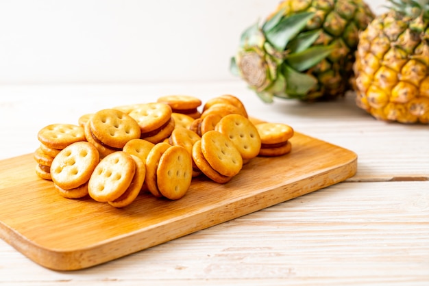 galletas con mermelada de piña