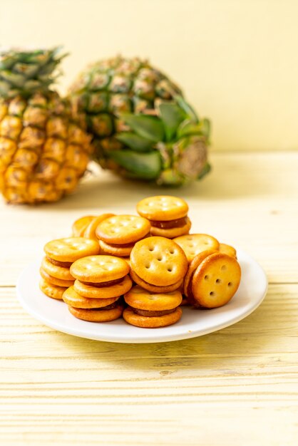 galletas con mermelada de piña