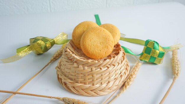 Galletas Nastar con mermelada de piña dentro de Familiar durante el mes de Ramadán y Eid Fitri