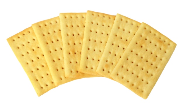 Galletas de queso con enfoque selectivo sobre fondo blanco.