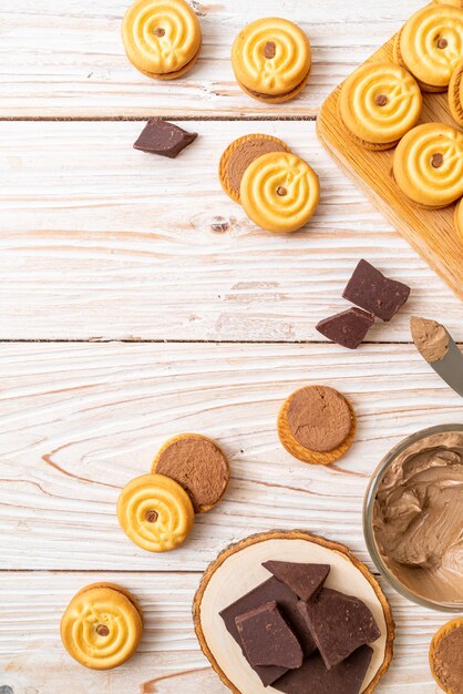 galletas sandwich con crema de chocolate