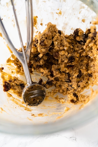 Galletas suaves de avena, pasas y nueces