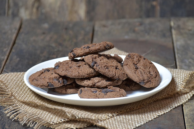 Foto galletas con trozos de chocolate