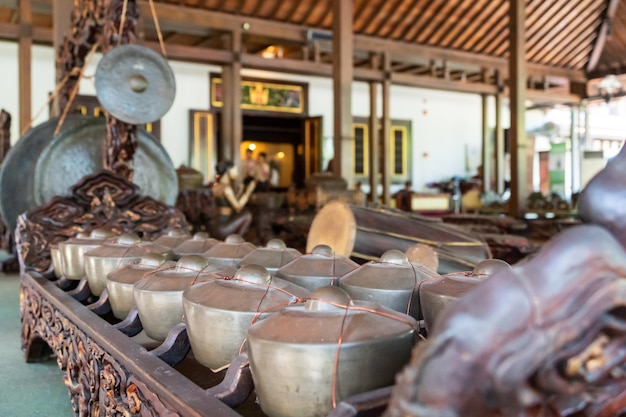 Foto gamelan es un instrumento musical indonesio de origen javanés.