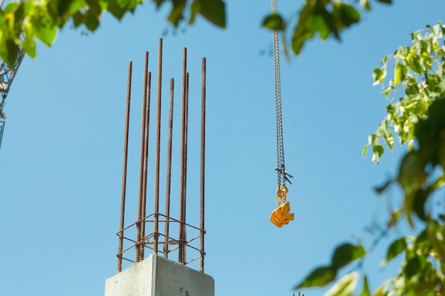 Gancho de la grúa de construcción.