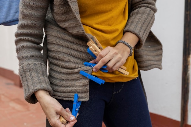 Ganchos para colgar ropa en el tendedero