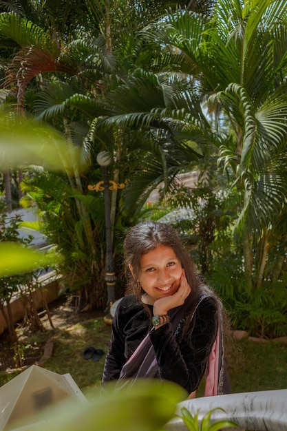 Foto garota em um saree