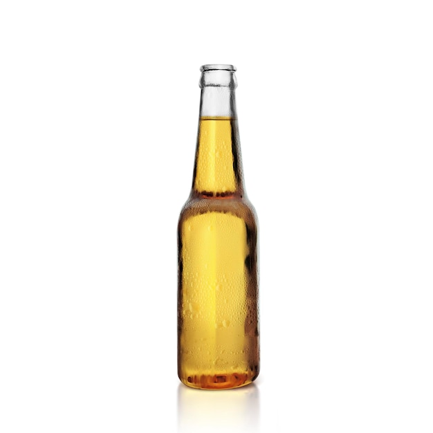 Garrafa marrom de cerveja fresca com gotas de condensação em um fundo branco A garrafa está descoberta e não tem uma tampa de metal renderização 3d