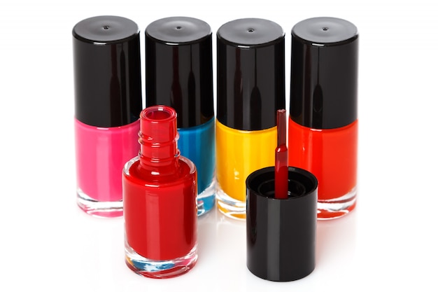 Garrafas com um esmalte colorido