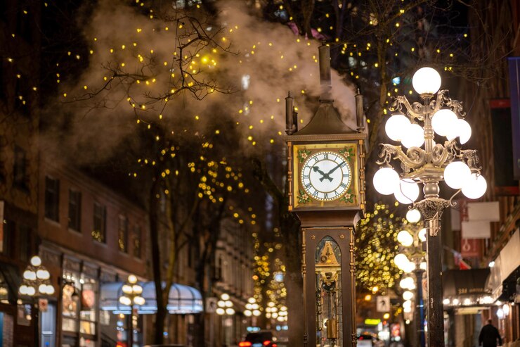 Gastown Steam Clock Vancouver centro hermosa vista de la calle por la noche British Columbia Canadá