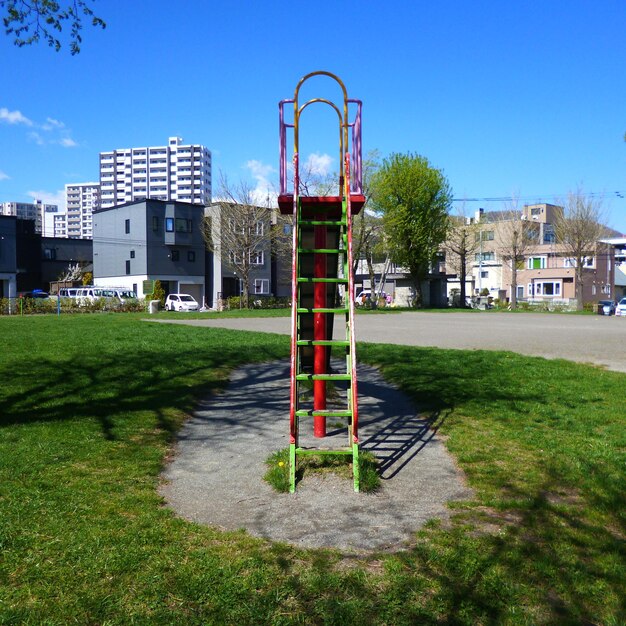 Foto gazebo no parque contra o céu limpo