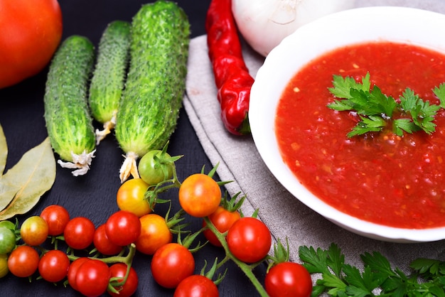 Gazpacho de sopa de verano frío