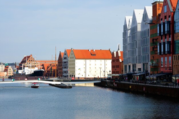 Foto gdansk polonia hermosa vista del río