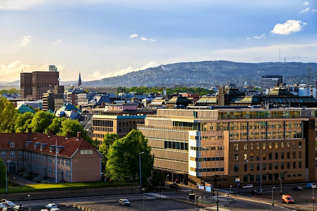 Gebäude am Rathaus in Oslo, Norwegen