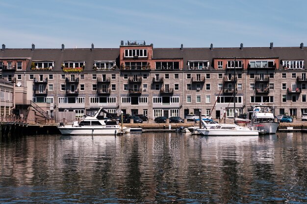 Gebäude im Hafen von Boston