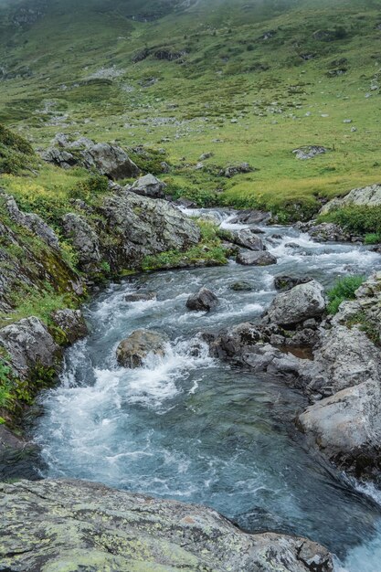 Gebirgsfluss Kyafar Touristenort Arkhyz