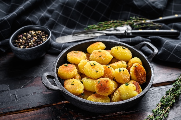 Foto gebratene gnocchi-kartoffelnudeln