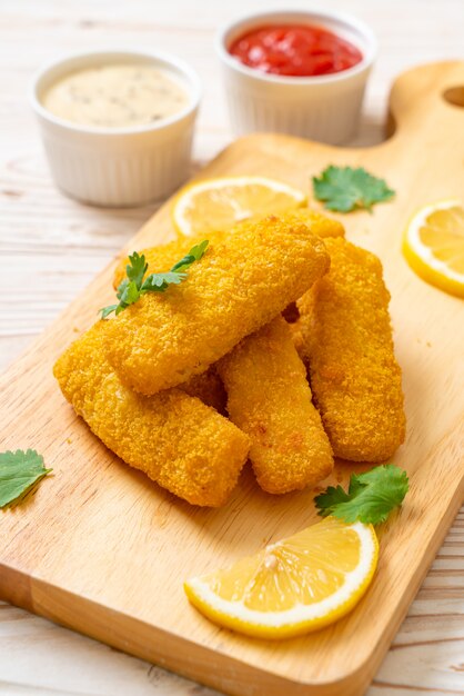 gebratener Fischstäbchen oder Pommes Frites Fisch