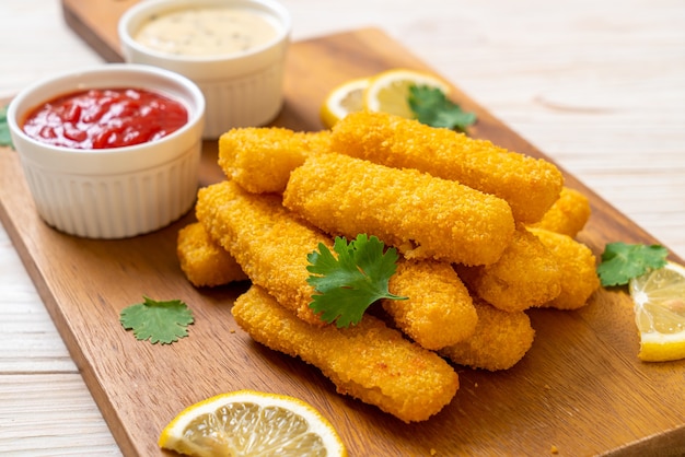 gebratener Fischstäbchen oder Pommes Frites Fisch