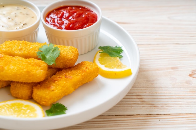 gebratener Fischstäbchen oder Pommes Frites Fisch