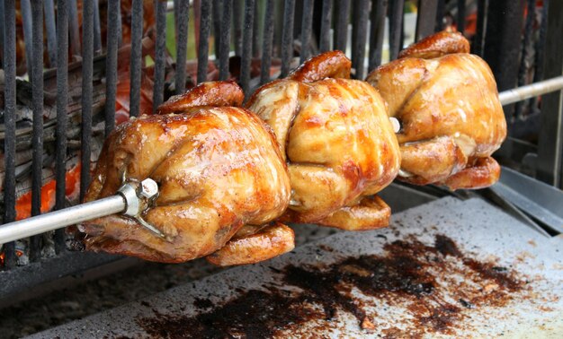 Gebratenes Hühnerbarbecue-Fleisch