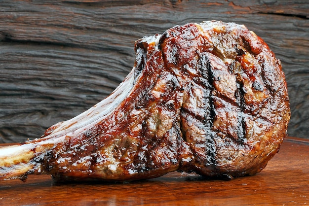 gebratenes Tomahawk-Steak