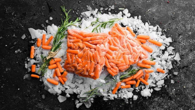 Gefrorene Karotten Lebensmittelvorräte Draufsicht Freier Platz für Ihren Text