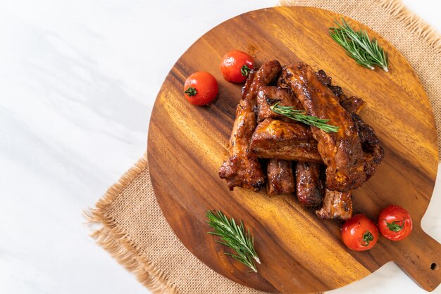 gegrillte Barbecue Ribs Schweinefleisch