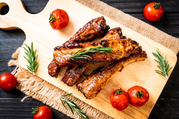 gegrillte Barbecue Ribs Schweinefleisch