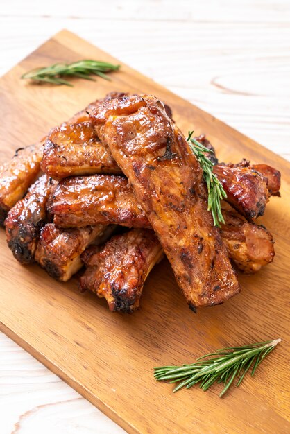 gegrillte Barbecue Ribs Schweinefleisch